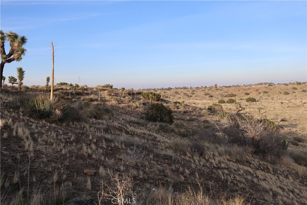 main property photo 11