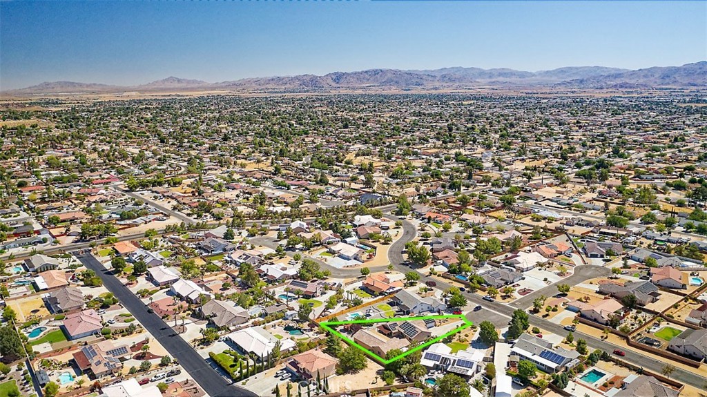 main property photo 11