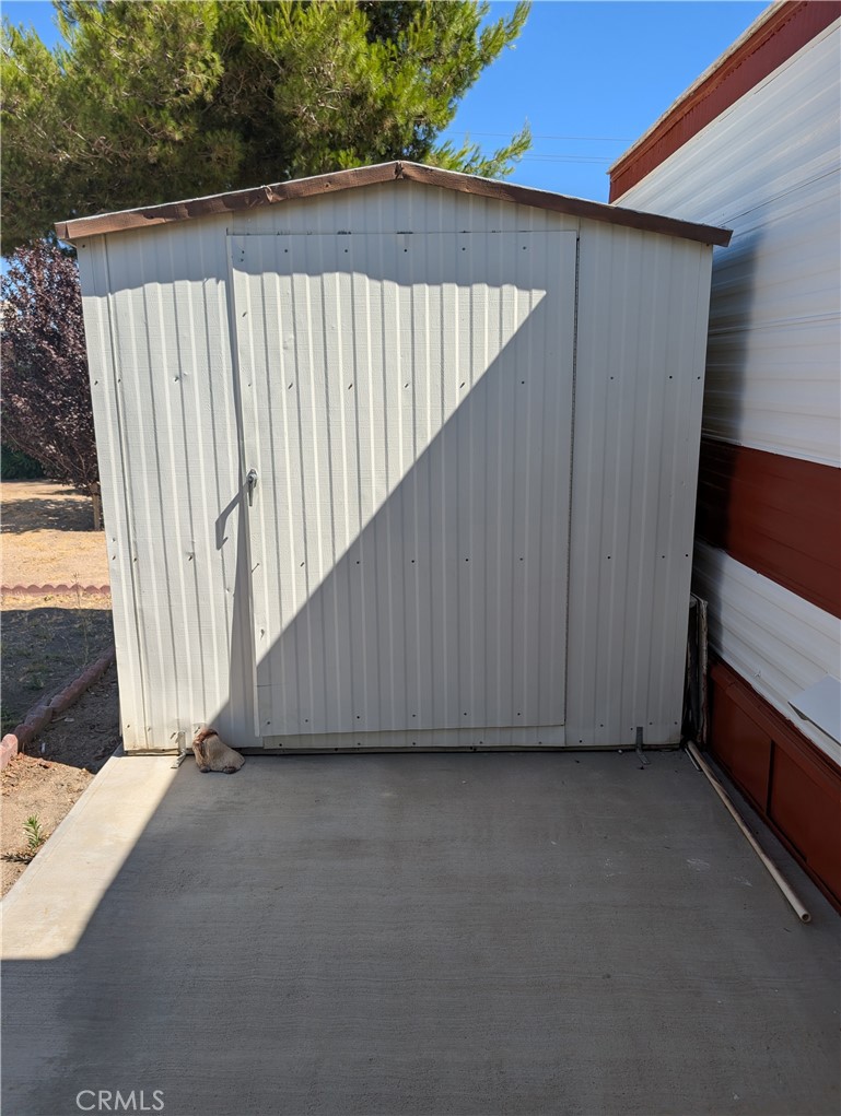 main property photo 23