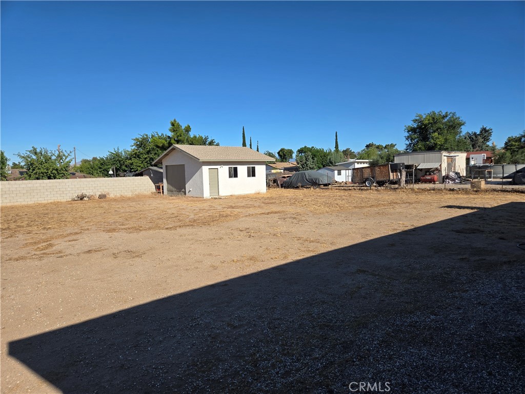 main property photo 41