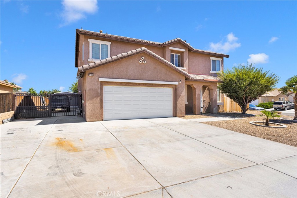 main property photo 4