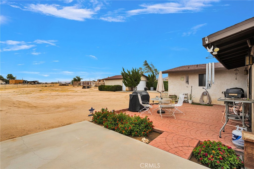main property photo 51