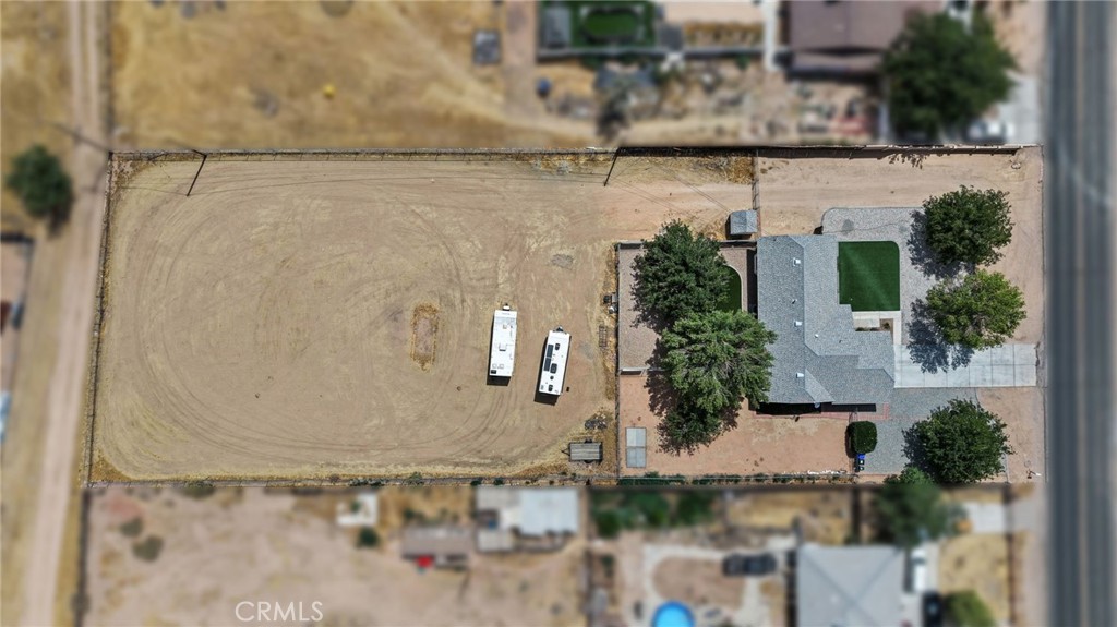 main property photo 41