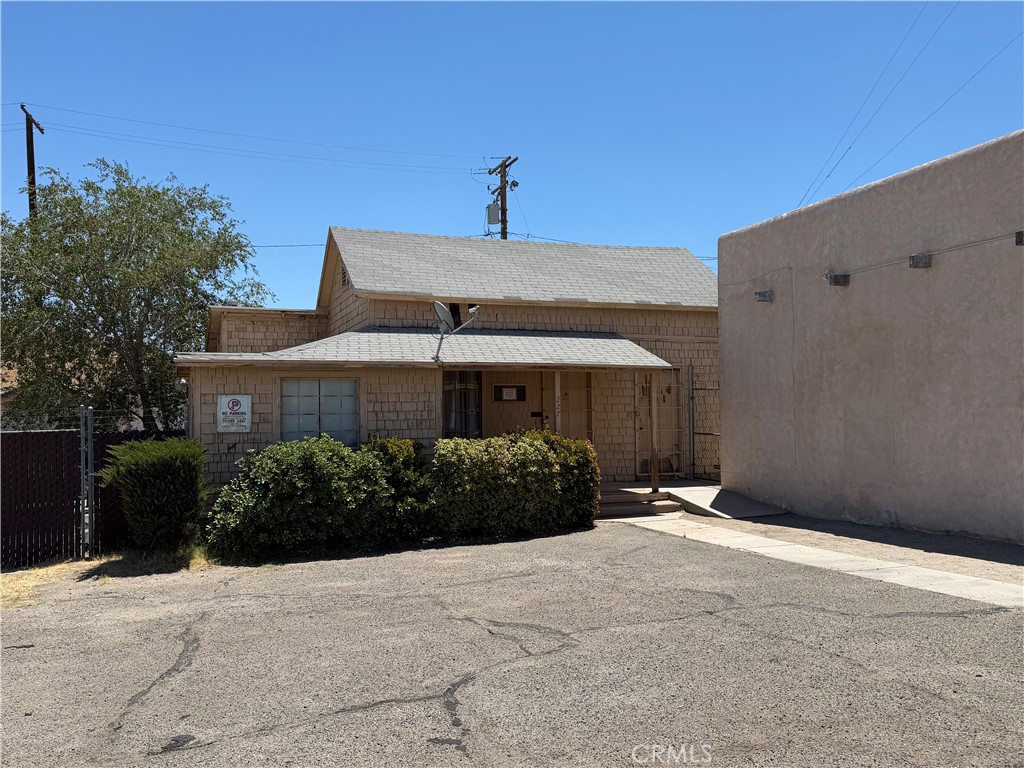 main property photo 2