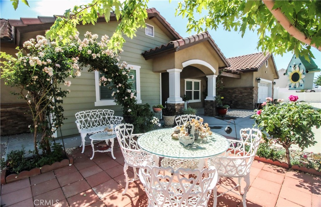 main property photo 3