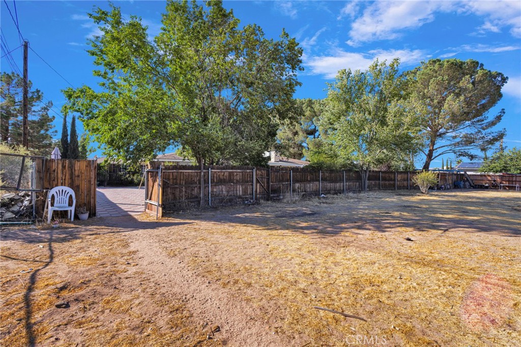 main property photo 39