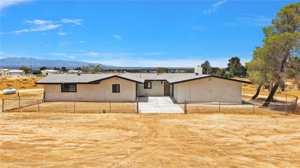 main property photo 50