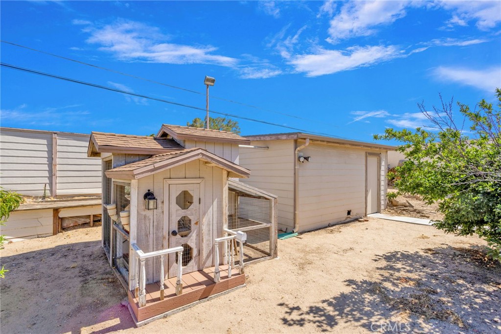 main property photo 36