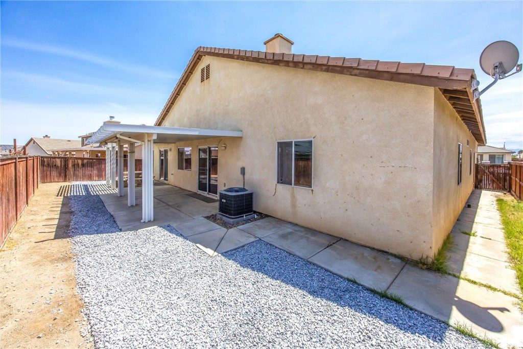 main property photo 30