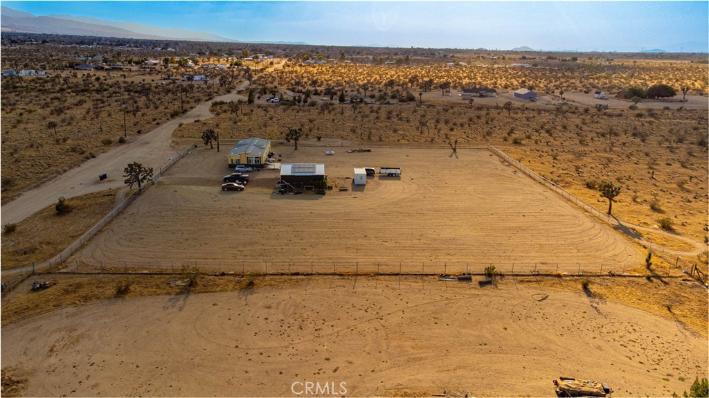 main property photo 17