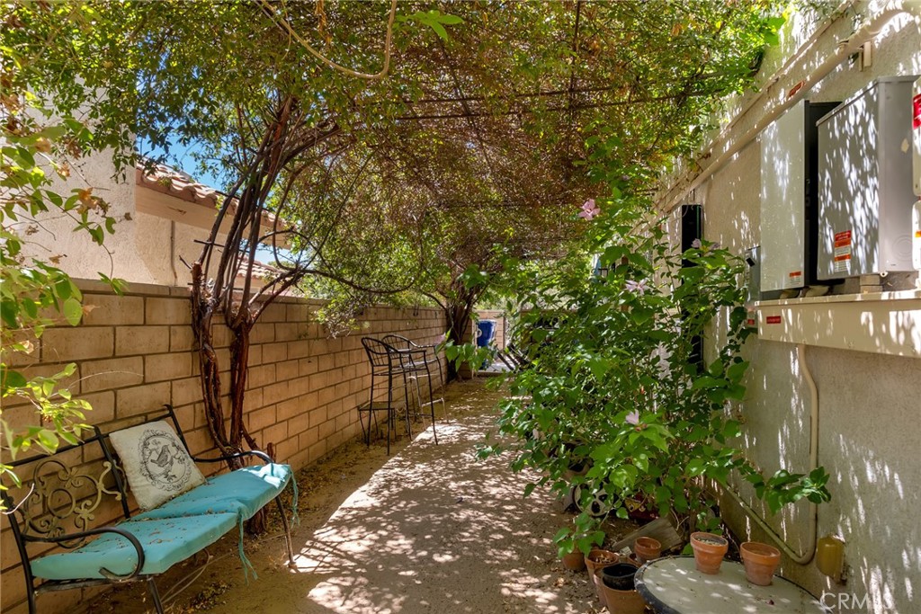 main property photo 34