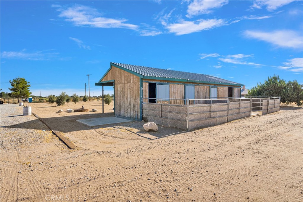 main property photo 54
