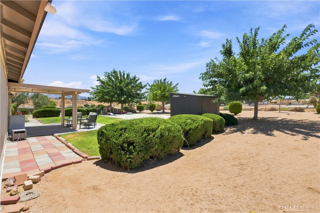 main property photo 25