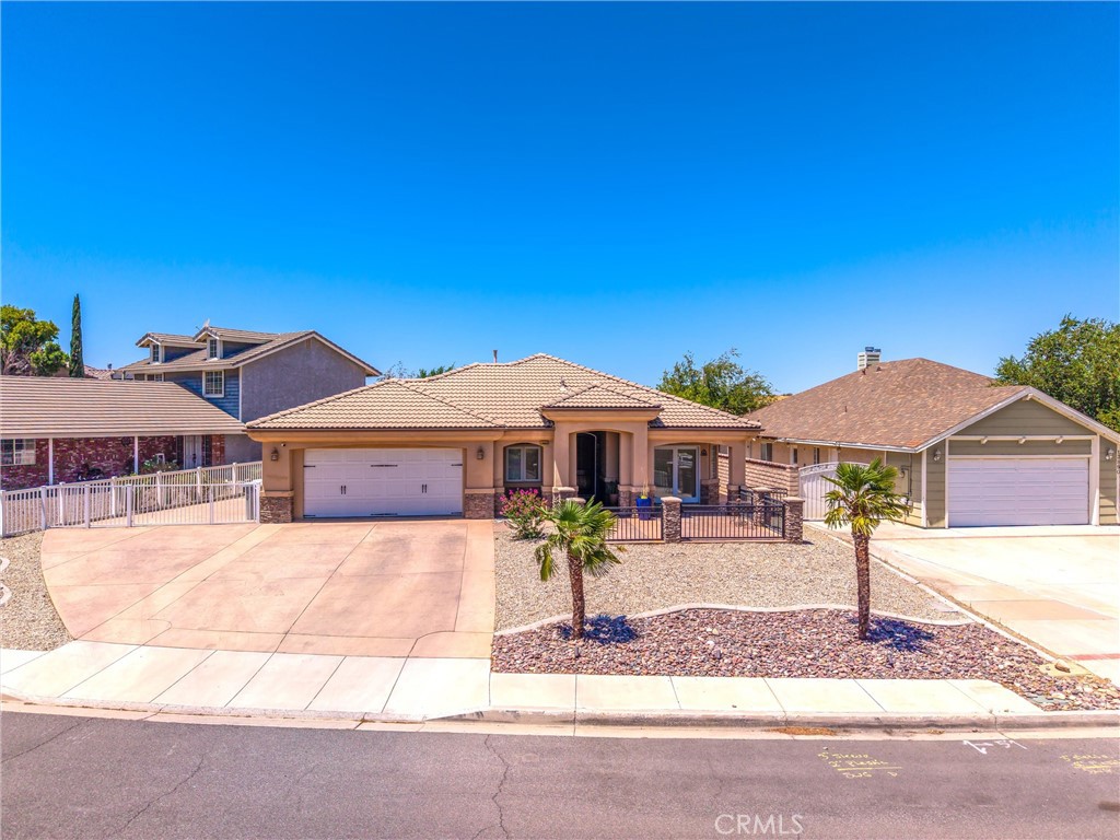 main property photo 1