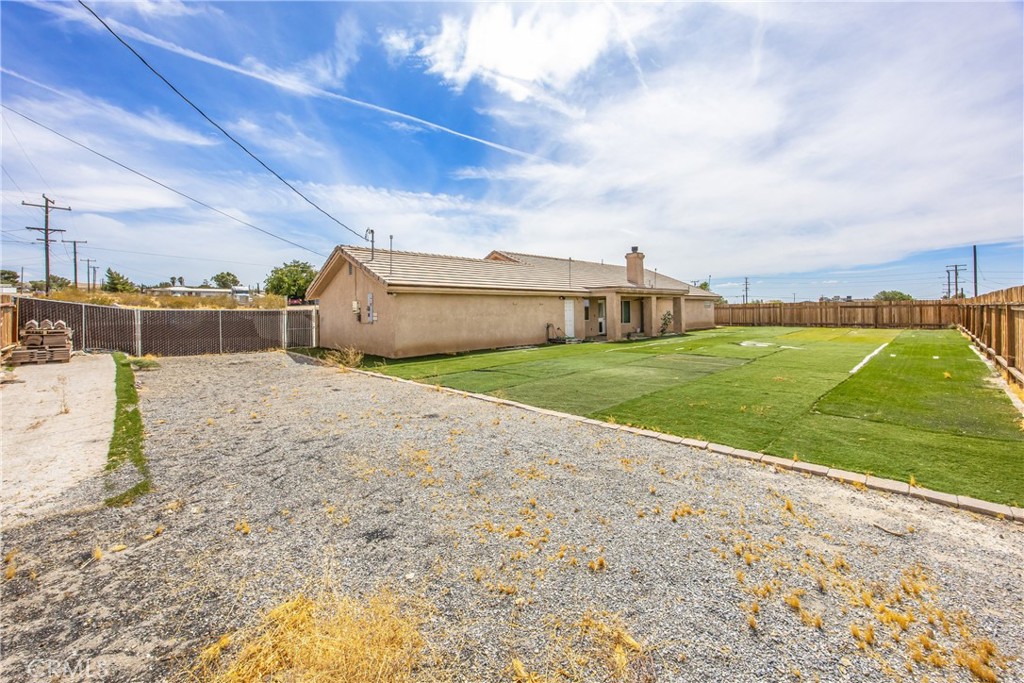 main property photo 27