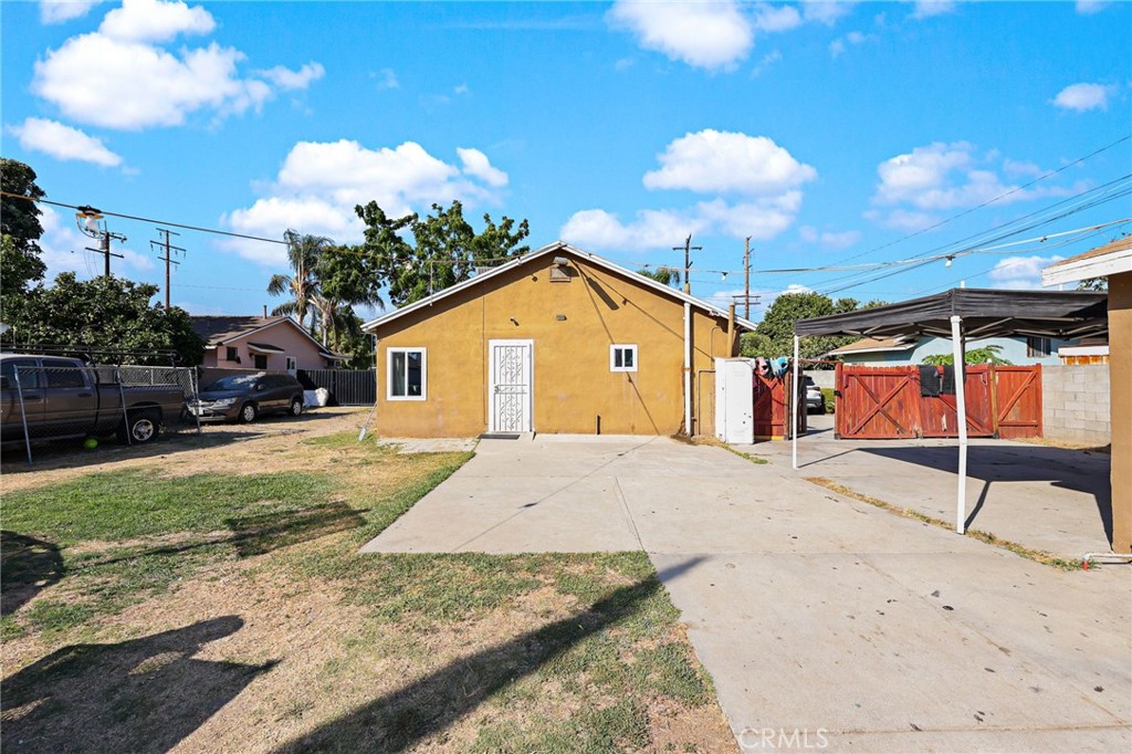 main property photo 19