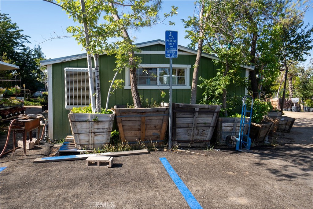 main property photo 10