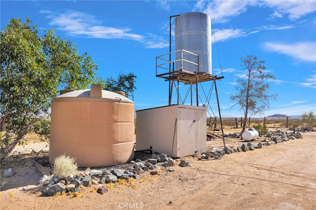 main property photo 39