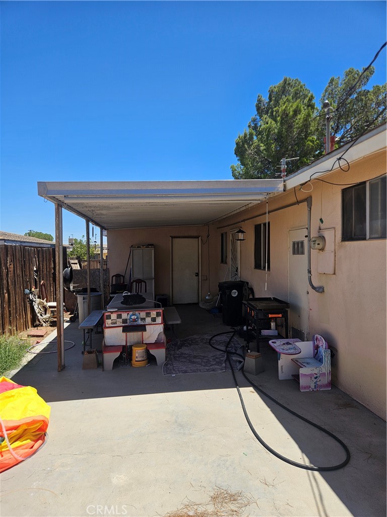 main property photo 12