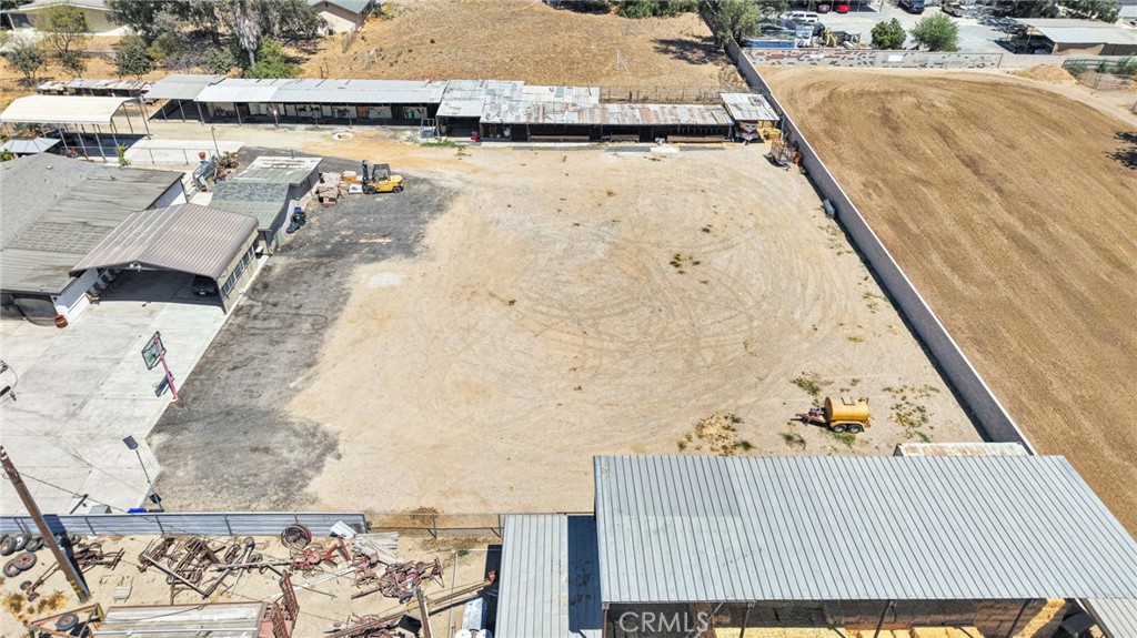 main property photo 8