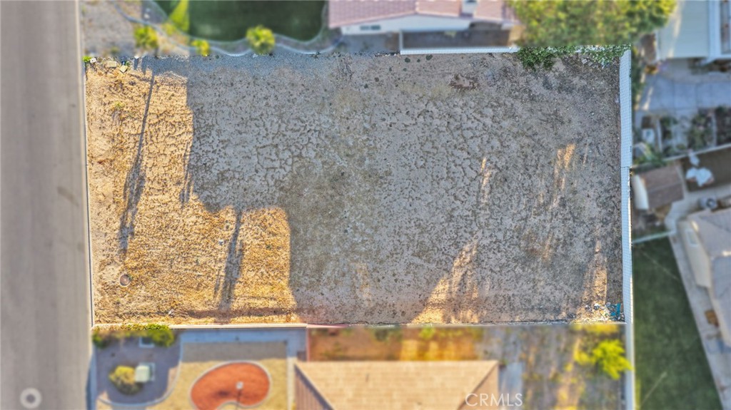 main property photo 6