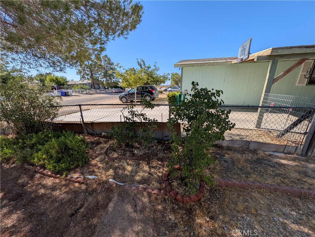 main property photo 9