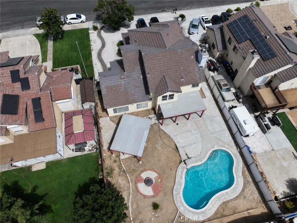 main property photo 37