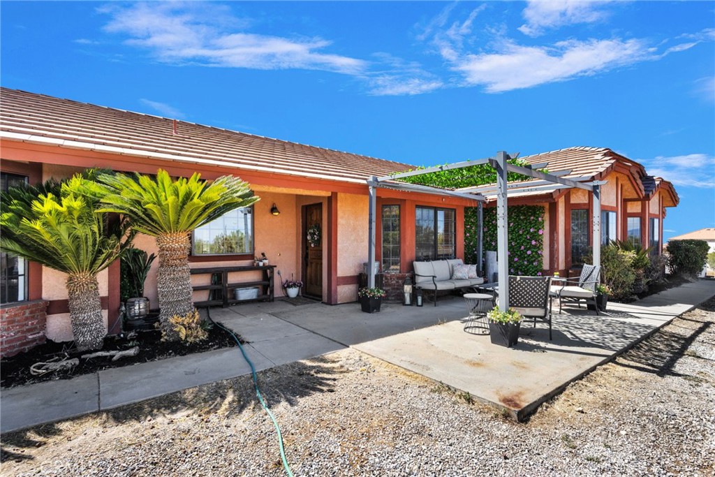 main property photo 3