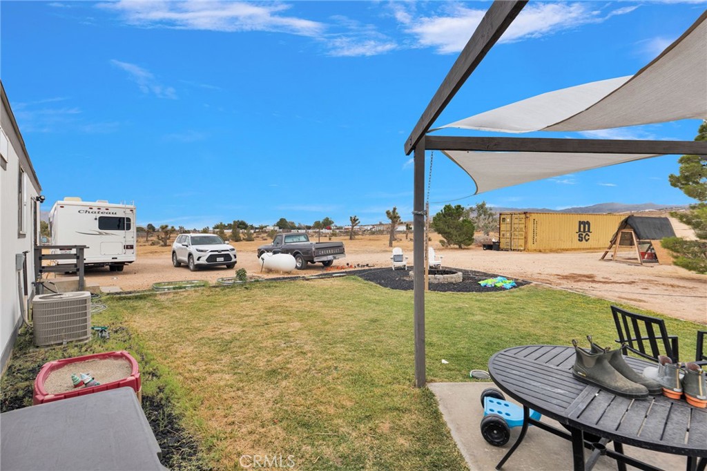 main property photo 31