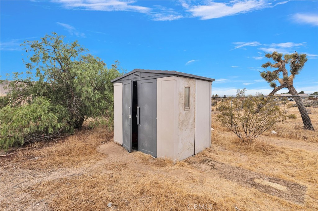 main property photo 34