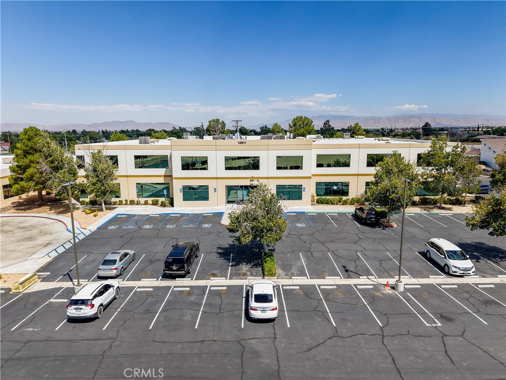main property photo 17