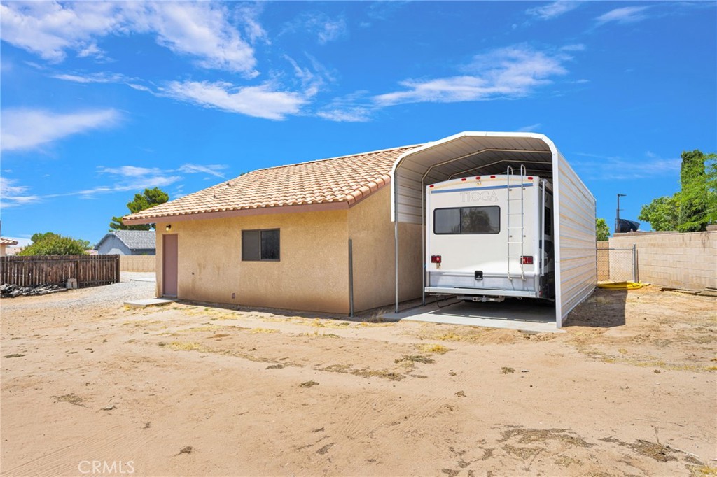 main property photo 50