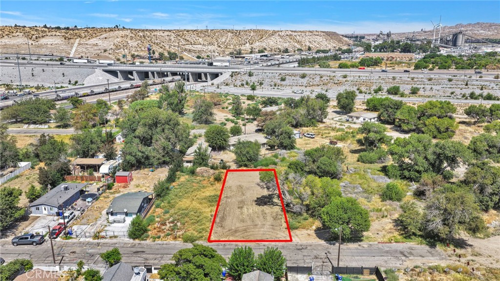 main property photo 3