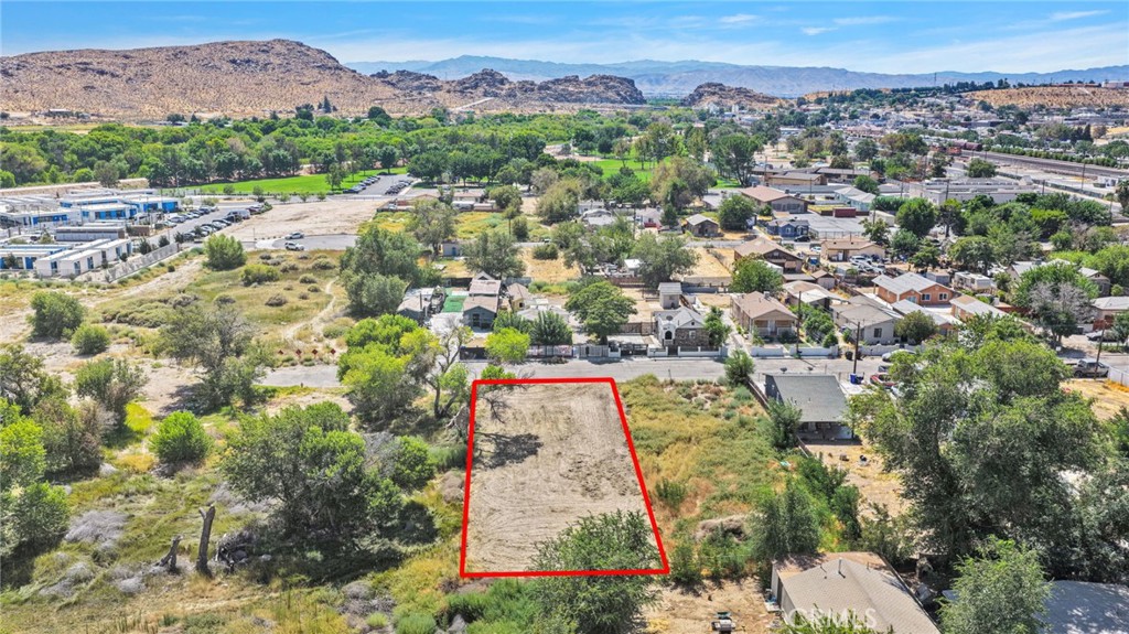 main property photo 6