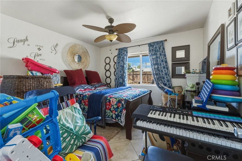 main property photo 25