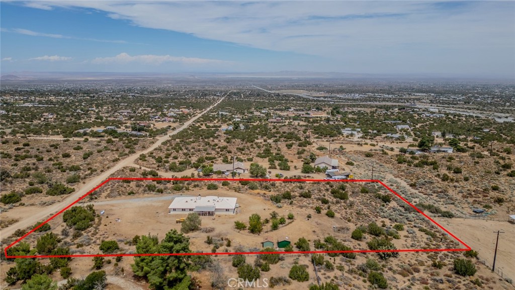 main property photo 30