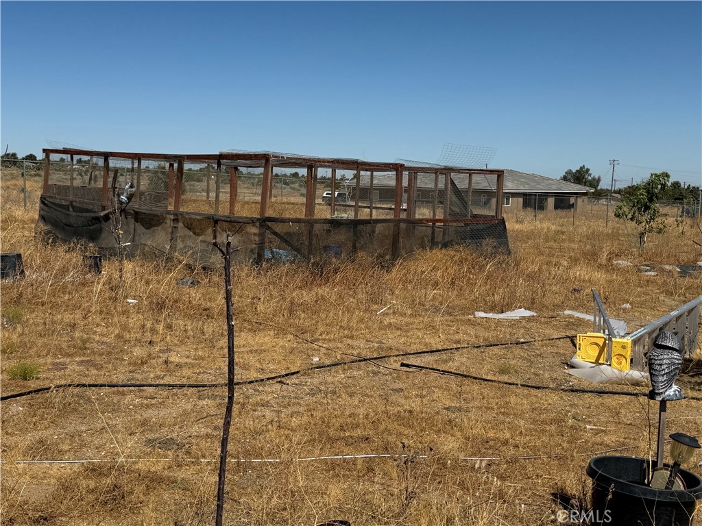 main property photo 11