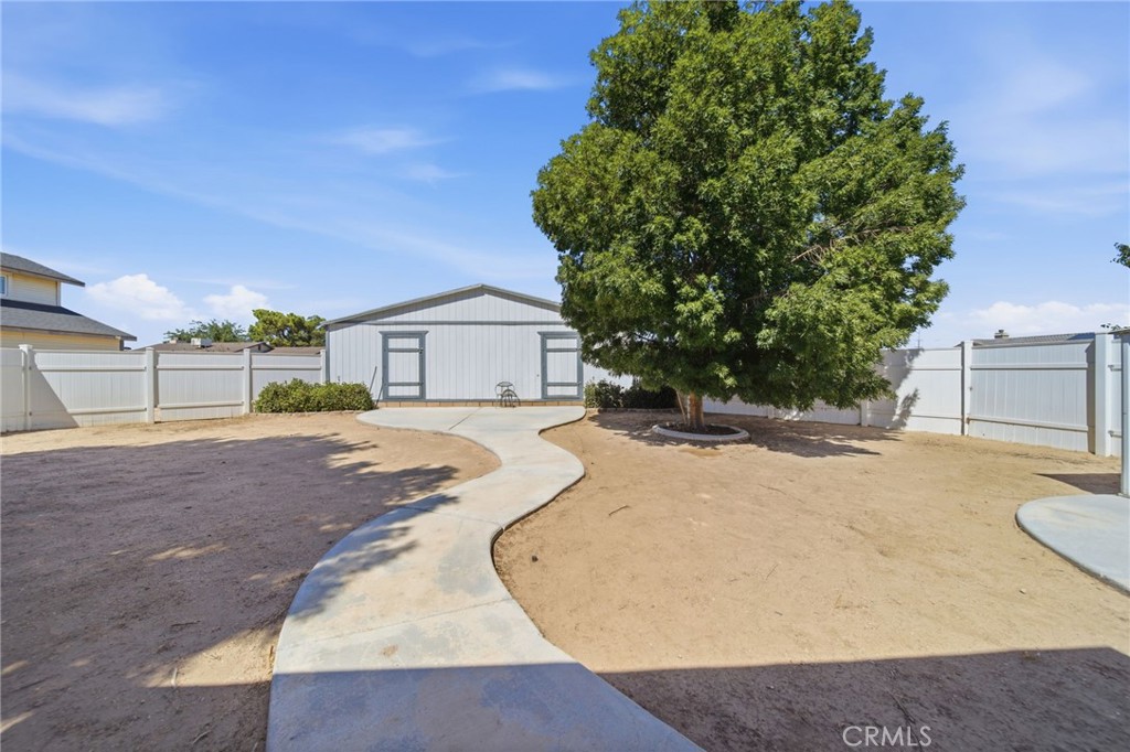 main property photo 21