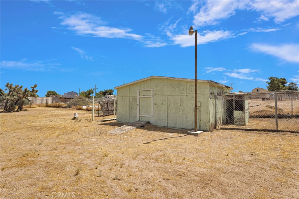 main property photo 37