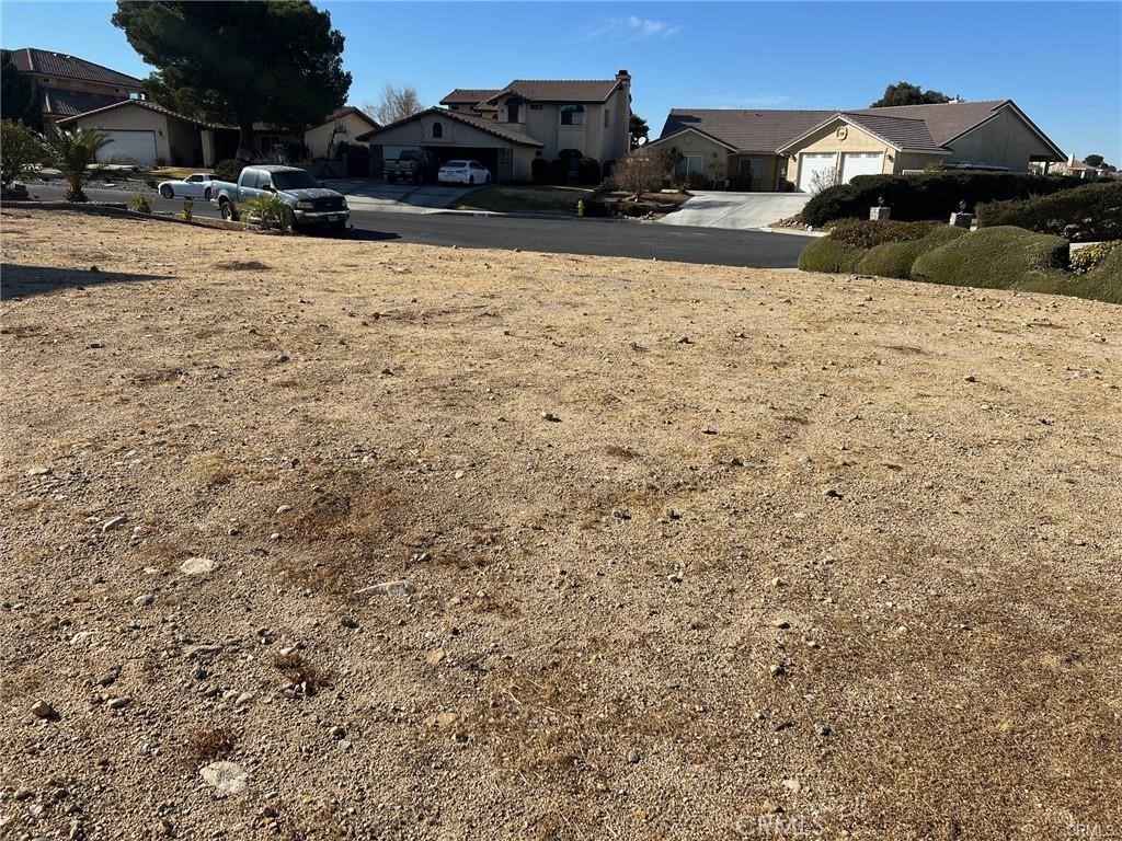 main property photo 6