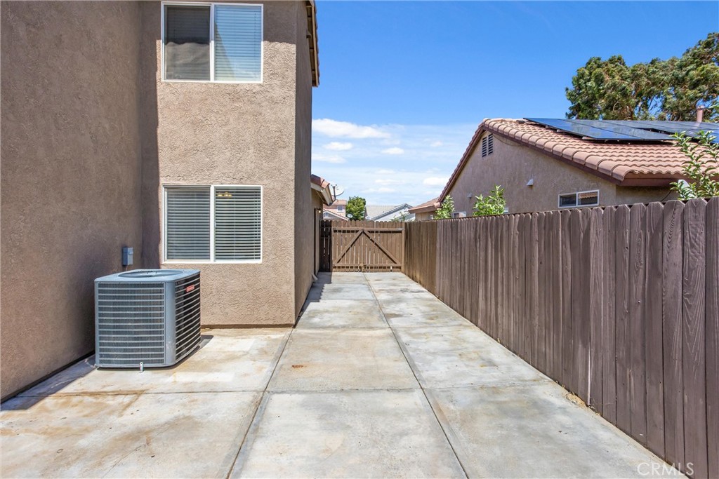 main property photo 47