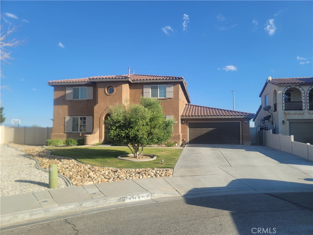 main property photo 3