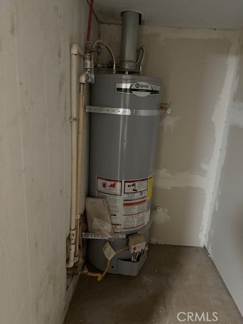 main property photo 13