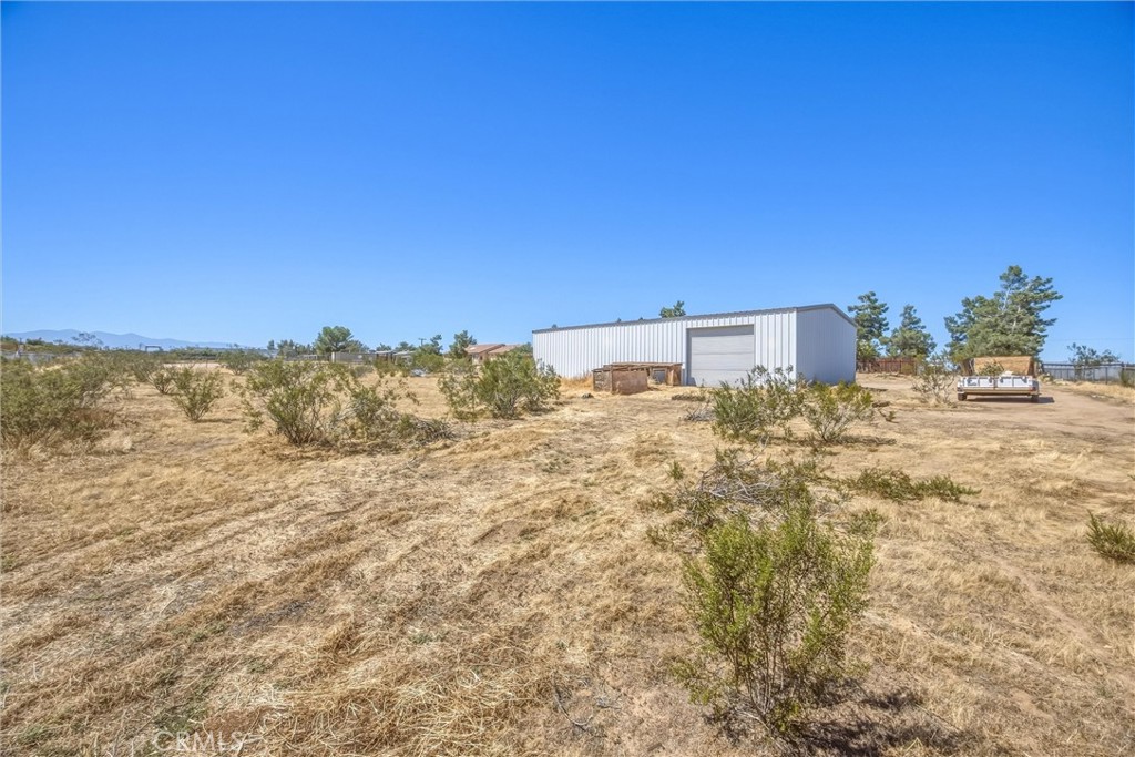 main property photo 29