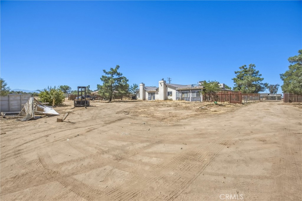 main property photo 30