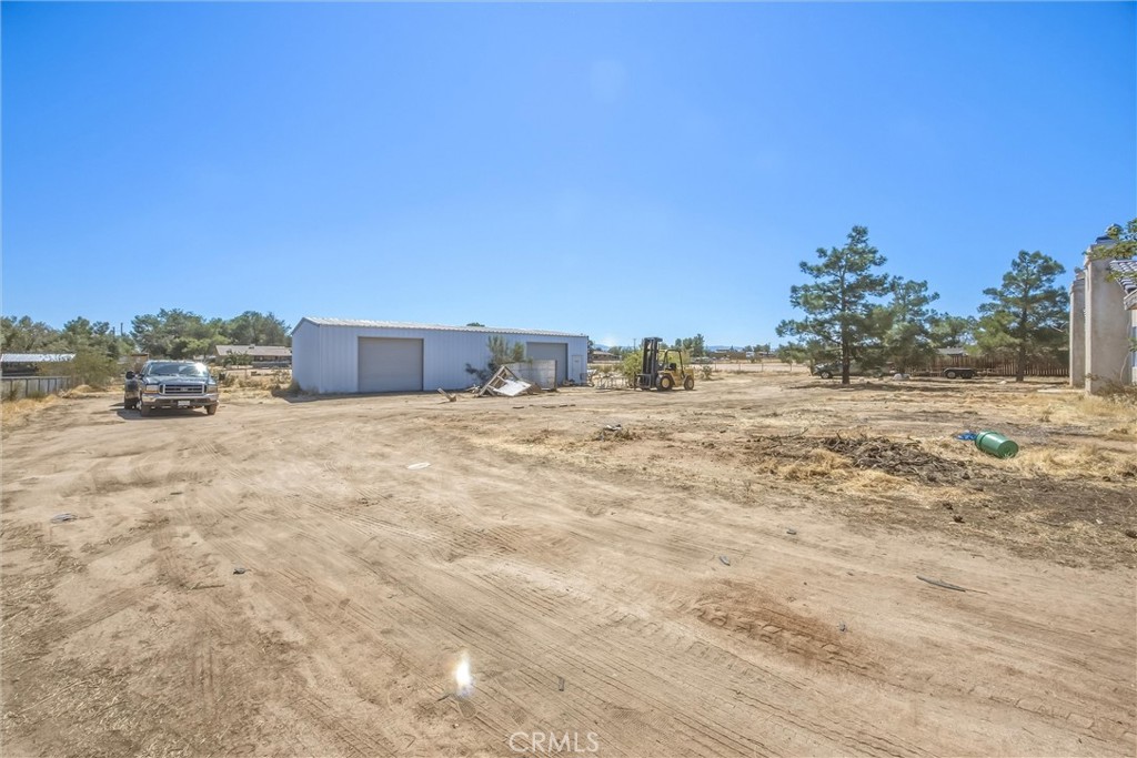 main property photo 31