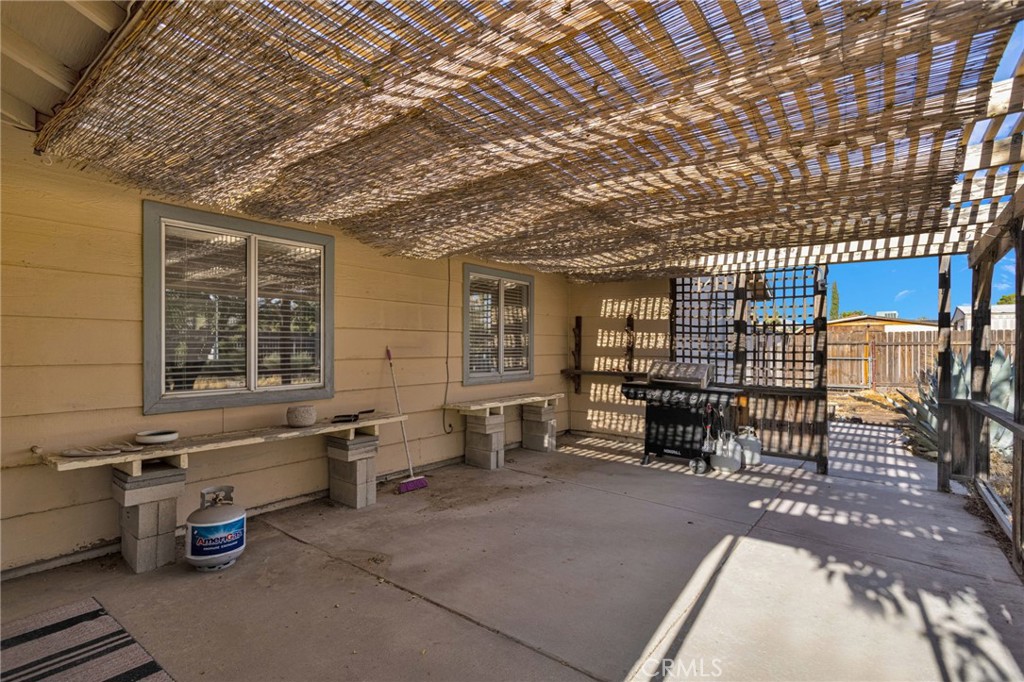 main property photo 21