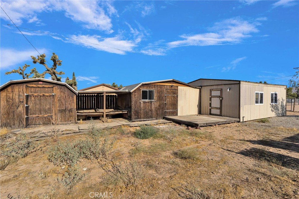 main property photo 25