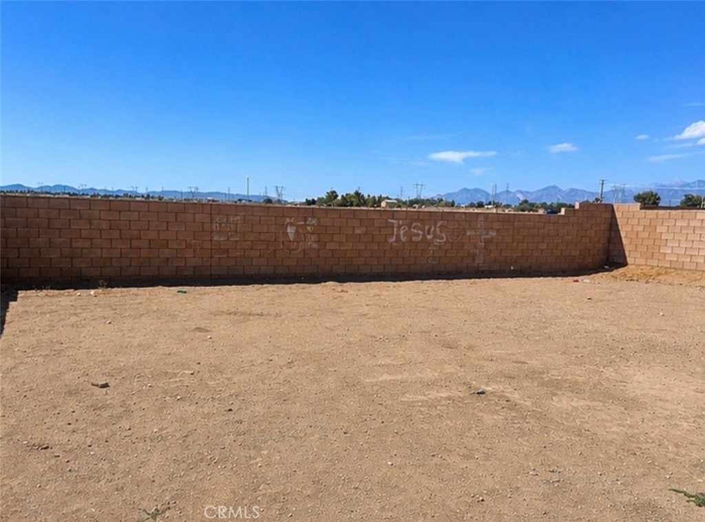 main property photo 14