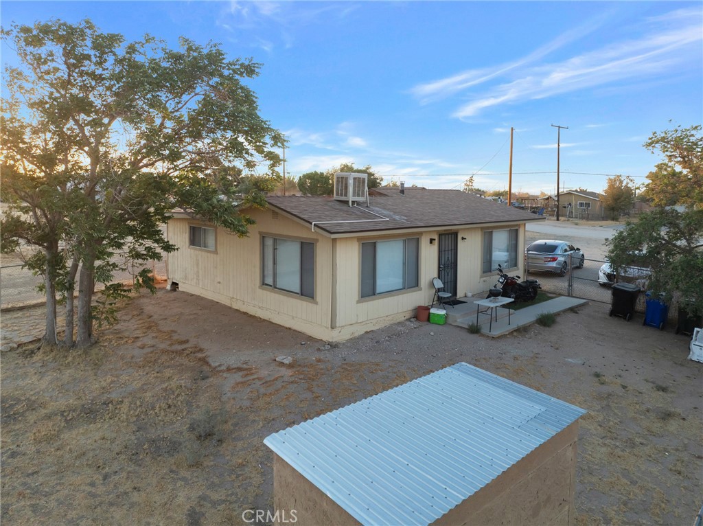 main property photo 9